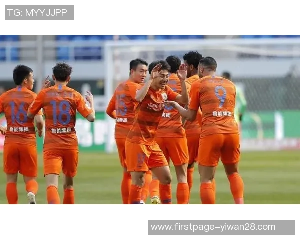 庆南队与山东鲁能的精彩对决分析与赛后点评